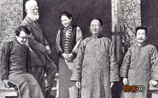 俯首甘为孺子牛的前一句 横眉冷对千夫指的故事