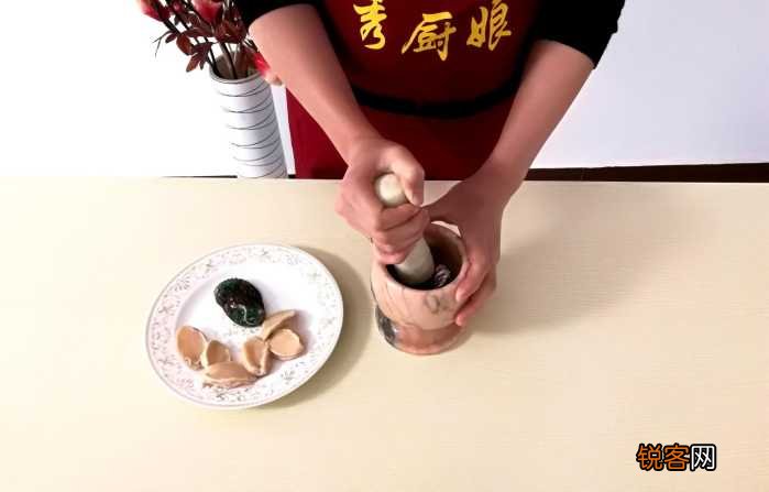 鲍鱼汤的做法 鲍鱼汤怎么炖最好喝