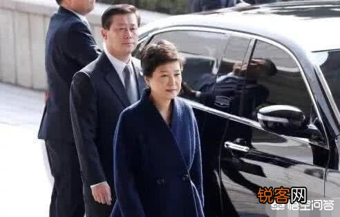 朴槿惠私吞国费,贪污那么多钱是为了什么？