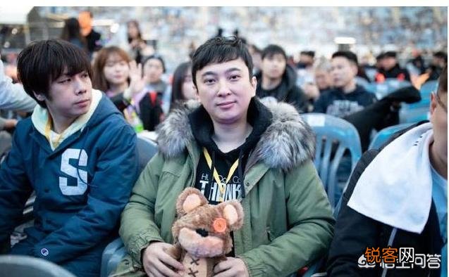 IG战队老板王思聪为庆祝夺冠包下韩国最贵夜店,只准中国人进场且免费,对此你怎么看？