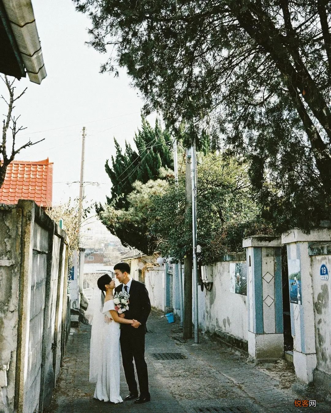 88 种情侣照 pose 情侣拍照姿势大全