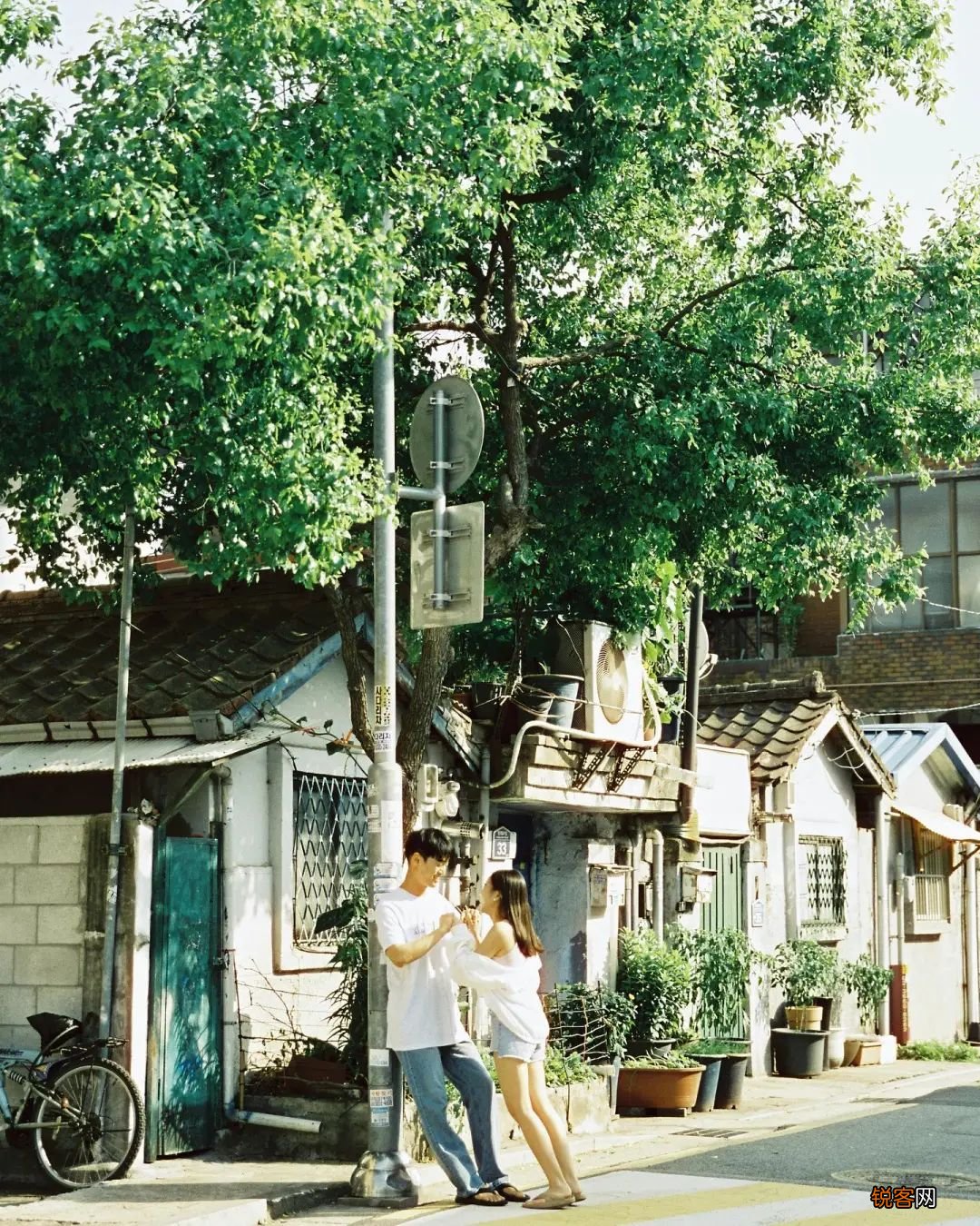 88 种情侣照 pose 情侣拍照姿势大全