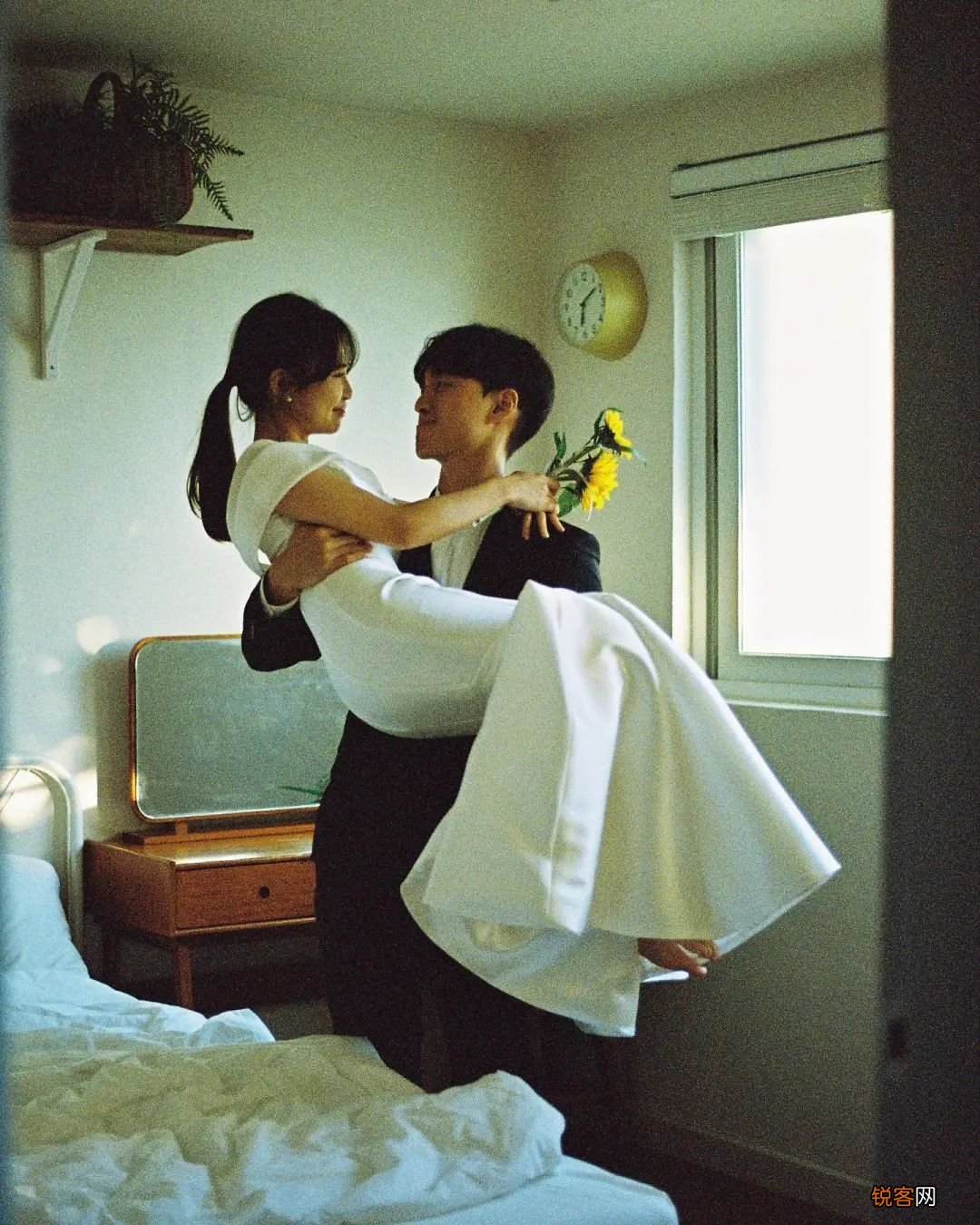 88 种情侣照 pose 情侣拍照姿势大全