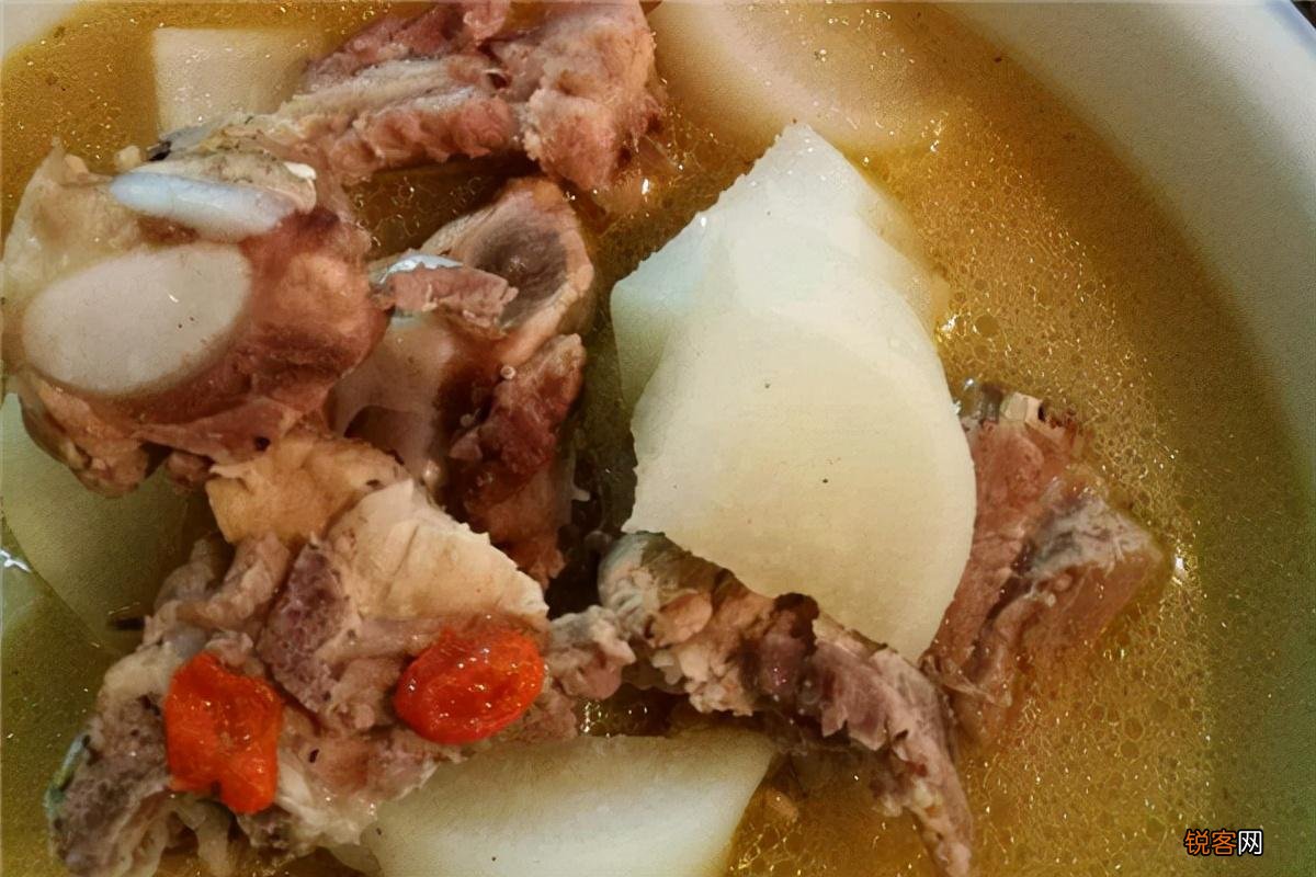 白萝卜炖排骨的制作过程 白萝卜炖排骨怎么做好吃