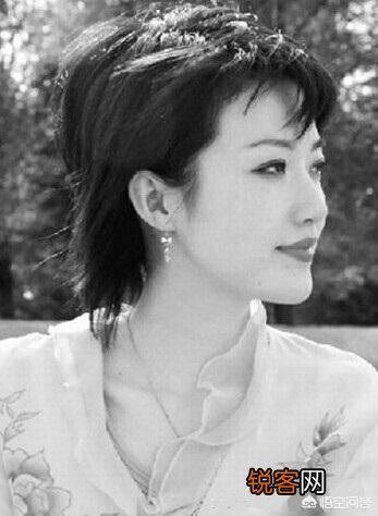 全球政治家中,有哪些颜值高的女性领导人？