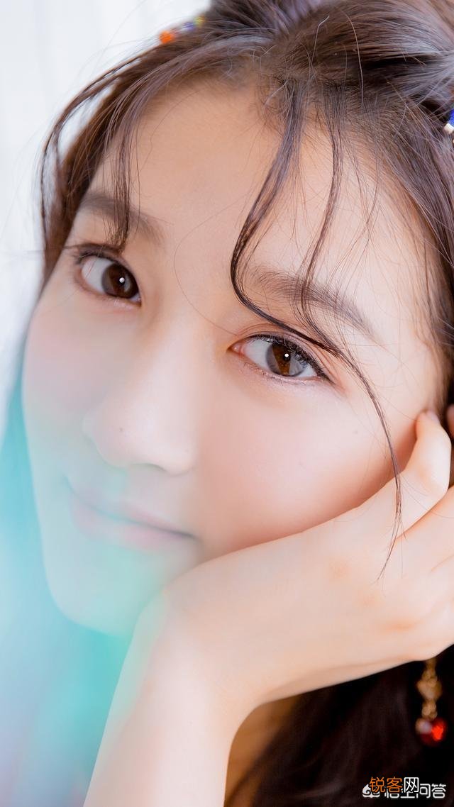 你见过的最美的女人长什么样？