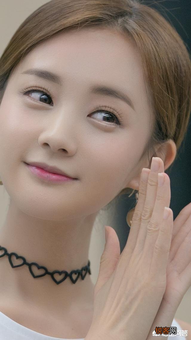 你见过的最美的女人长什么样？