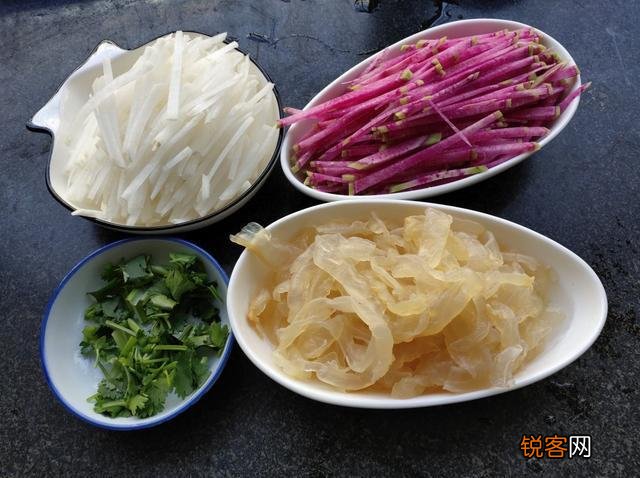凉拌海蜇怎么做好吃 只需三步脆嫩鲜美