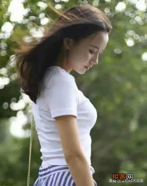 你见过最美的女人是什么样子,来形容一下？