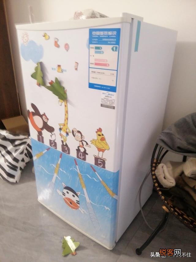 现在不敢去逛家电市场,怎么买冰箱？网上买靠谱吗？