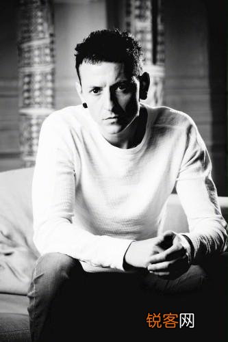 林肯公园主唱贝宁顿为什么会深夜上吊自杀？