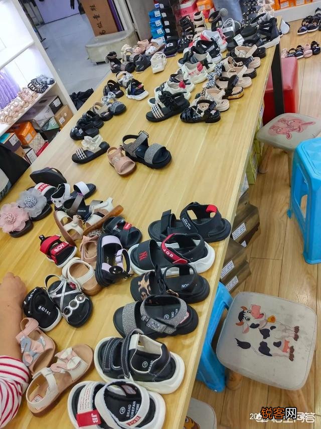 想做童装,但又不敢做没经验怕压货怎么办呢？