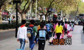 初中生借读怎么理解这句话 初中生借读怎么理解