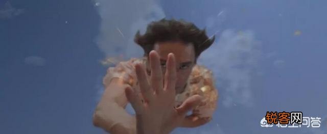 如果《功夫2》、《战狼3》、《叶问4》同时上映,你会先看哪一部？为什么？