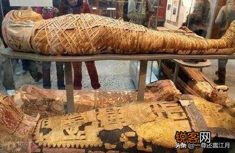 为何香河老人遗体经过几十年时间,表面还像打蜡,一点也没腐烂？