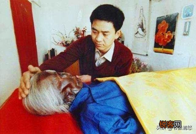 为何香河老人遗体经过几十年时间,表面还像打蜡,一点也没腐烂？