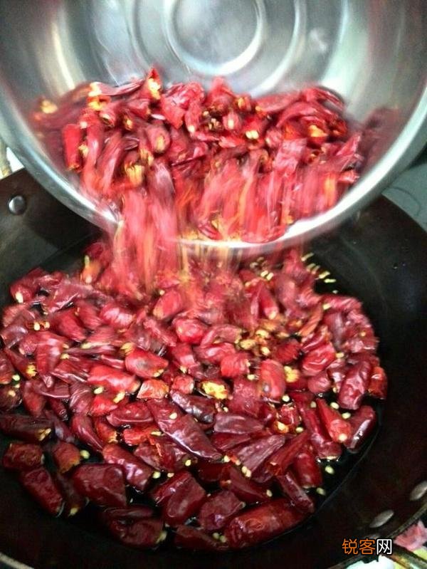完整版的火锅底料配方里有哪些材料？