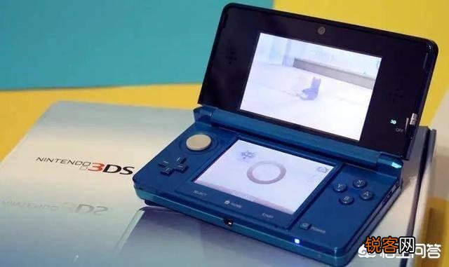 2dsll与switch哪个好一些,都能玩《暗黑破坏神3》吗？