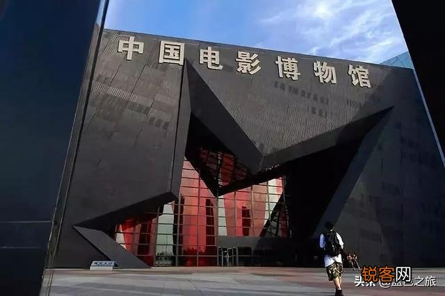 旅行过程中每到一个城市,你喜欢去当地博物馆吗？