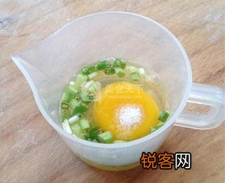 鸡蛋灌饼的做法