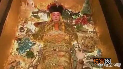清东陵里乾隆慈禧的尸骨还存在吗？