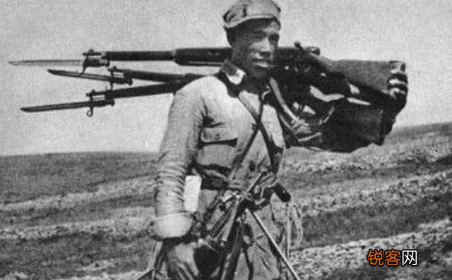 古代战争死过很多人,怎么很少挖出骸骨和兵器呢？