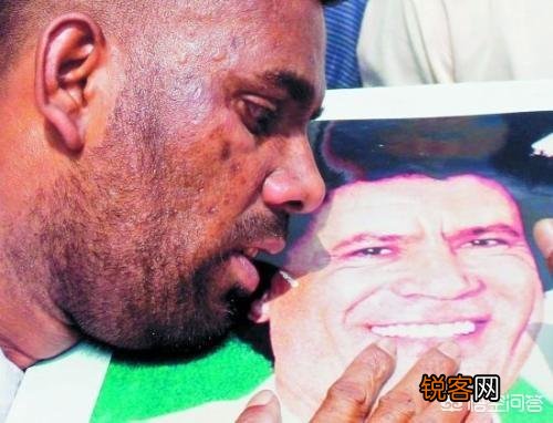 利比亚总统卡扎菲死后到底是如何安葬的？
