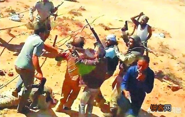 利比亚总统卡扎菲死后到底是如何安葬的？