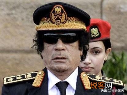 利比亚总统卡扎菲死后到底是如何安葬的？