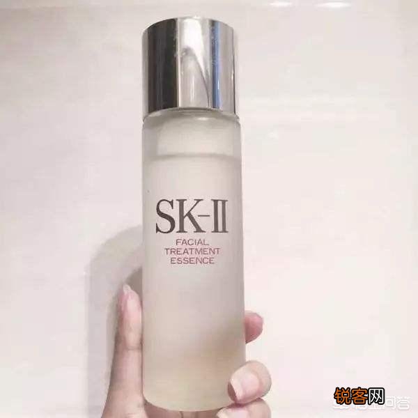 30岁的熟女适合使用哪几款美妆产品？