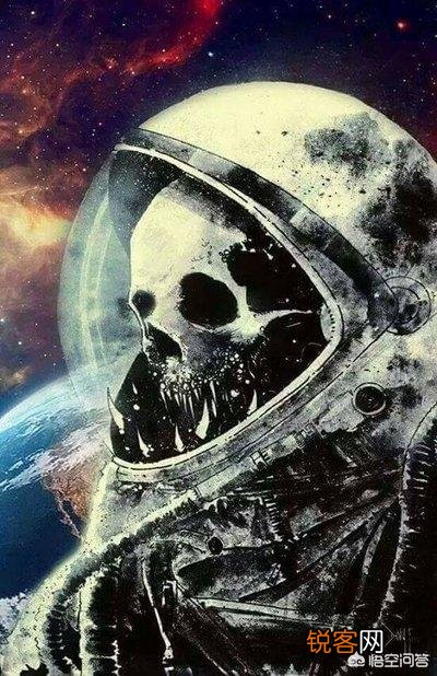 一个宇航员在太空漫步的时候,由于某些意外,回不了空间站,死后尸体会如何？