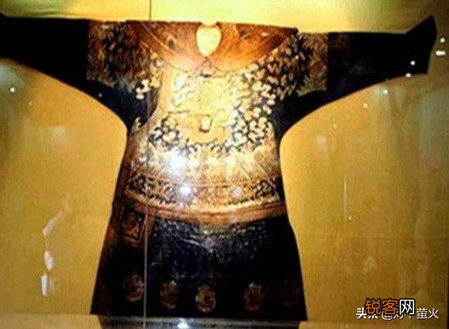 2006年,石景山出土的龙袍干尸的真实身份是什么？有什么依据？