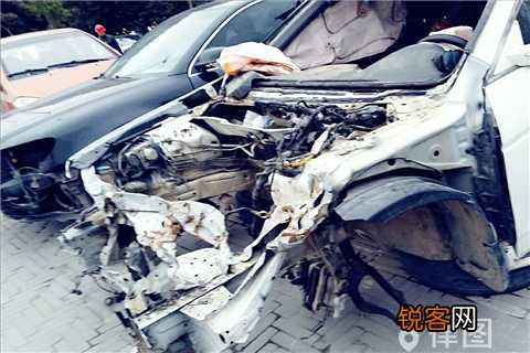 交通事故中撞死人承担什么责任？