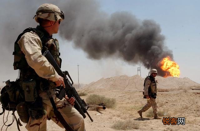 如果美国经济倒退20年,军事实力还能排世界第一吗？