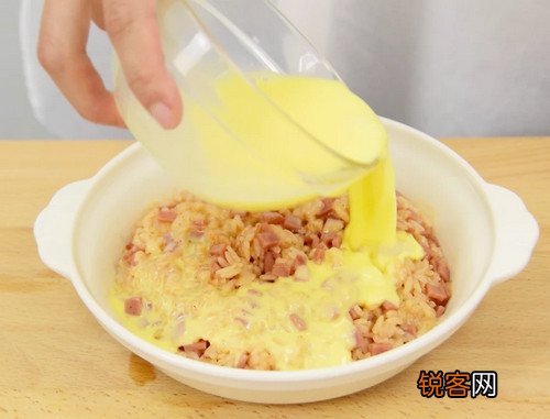 蕃茄酱蛋烤饭