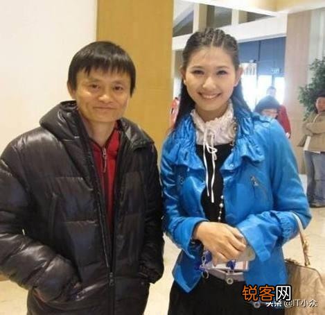 马云的妻子张瑛有多优秀？为什么她不像刘强东妻子章泽天那样经常出现？