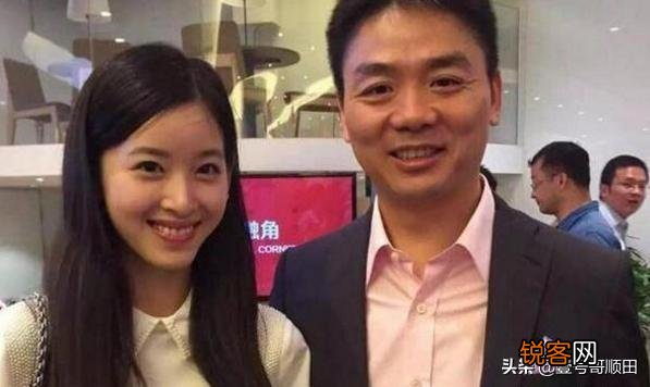 马云的妻子张瑛有多优秀？为什么她不像刘强东妻子章泽天那样经常出现？