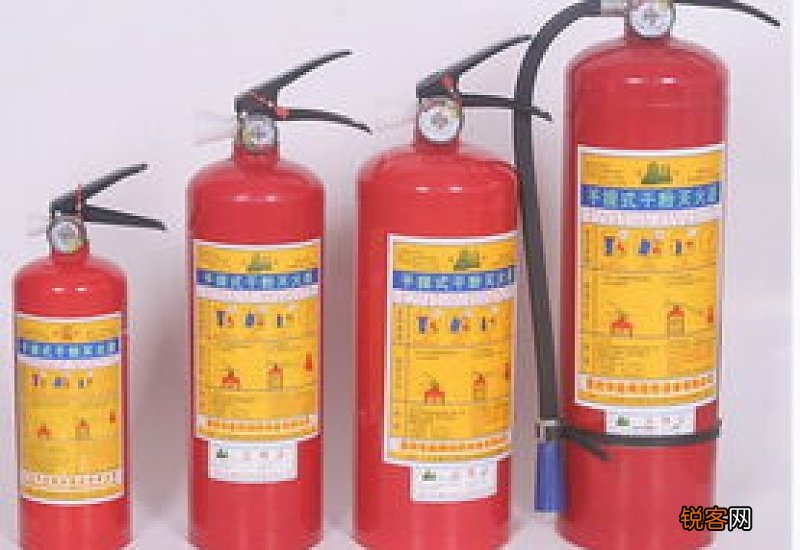 使用4kg干粉灭火器的方法
