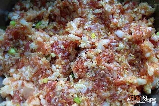 茴香包饺子该放哪些调料？