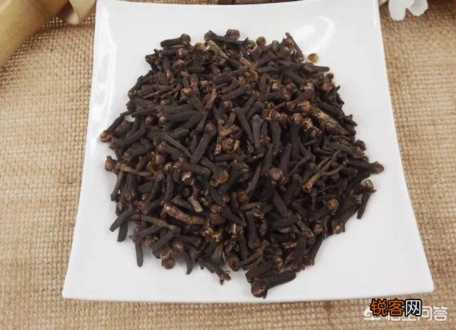 香料之间怎么搭配才能发挥它的最大香效？