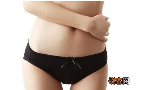 招致宫颈外翻是什么缘由？宫颈外翻有哪些临床表示