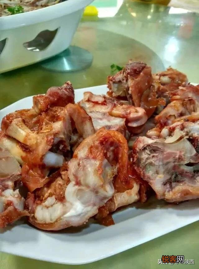 有没有一款专门为猪蹄去腥增香的香料配方？