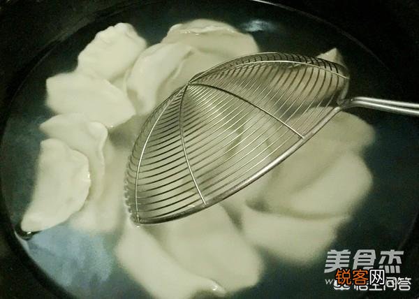猪肉茴香馅的饺子怎样调馅才好吃？