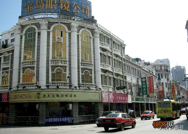 10月6日,《长津湖》官方着重感谢厦门观众,是因为什么事情？