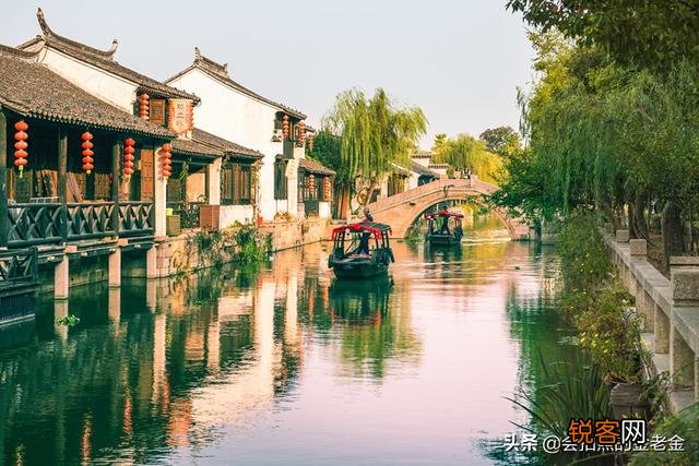 请问买哪款二手尼康全画幅相机性价比高？