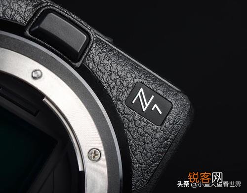 尼康Z 7无反和尼康D850单反哪款好？购买应该怎么选择？