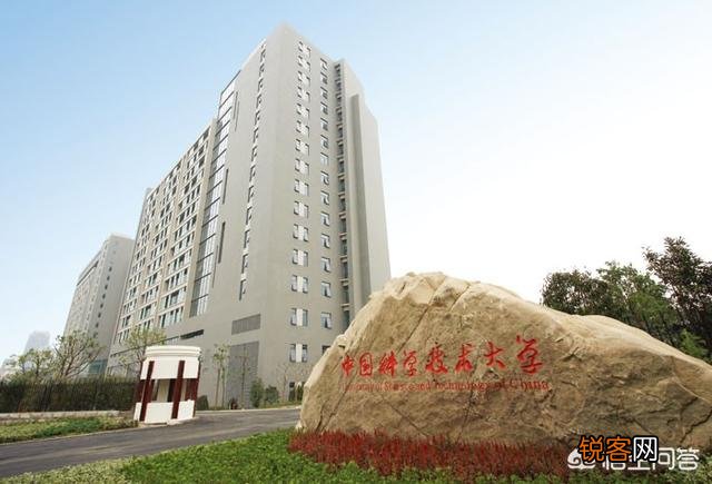 华东地区高校排名前十的有哪些大学？