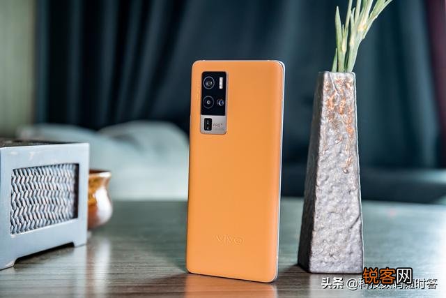 LCD和oled、amoled屏最好的是什么,哪个手机最好？