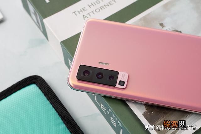 VIVO和华为手机究竟哪个牌子质量好？我准备换5g手机了？