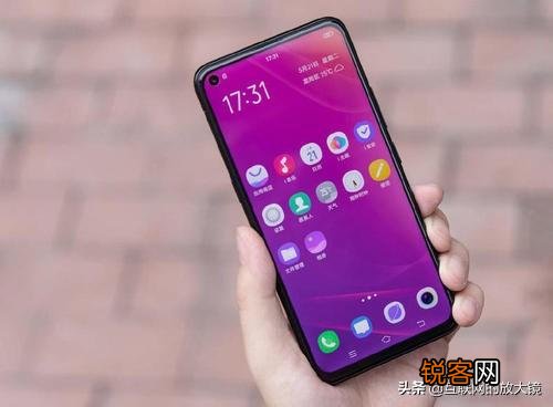 广大的条友们,一千一二买个什么手机好,能否推荐一下？